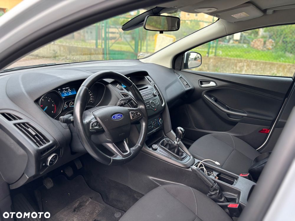 Ford Focus 1.5 TDCi Trend - 16