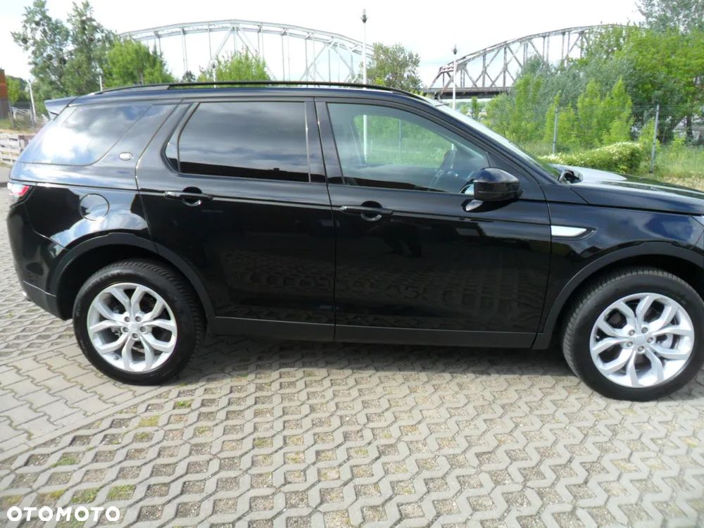 Land Rover Discovery Sport 2.0 TD4 HSE Luxury - 4