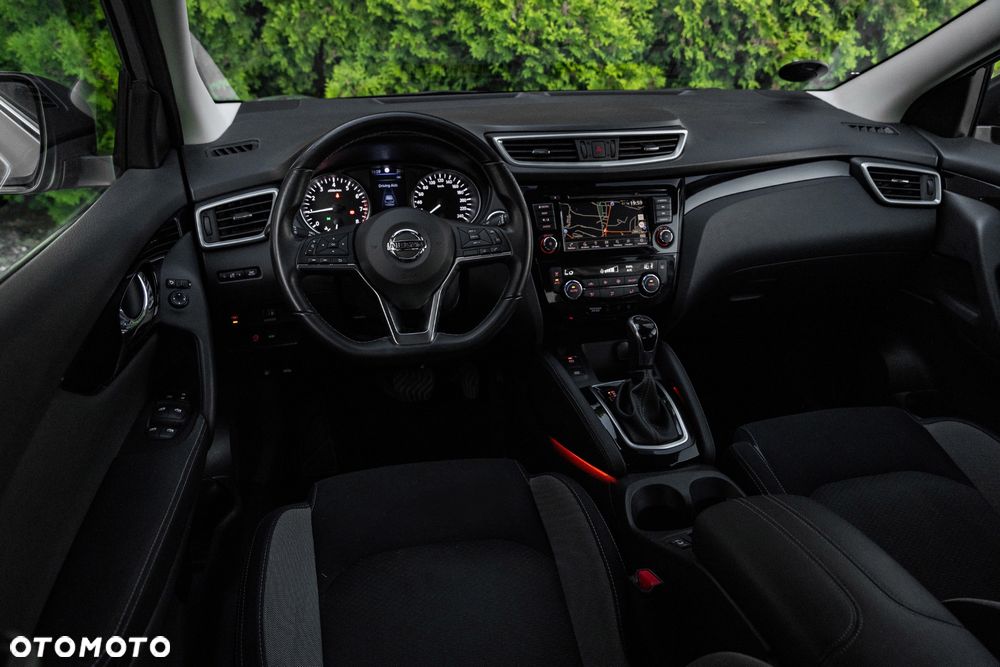 Nissan Qashqai 1.3 DIG-T DCT N-CONNECTA - 19