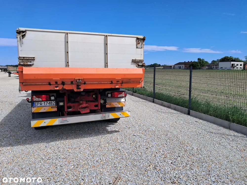 Scania P 380 - 4