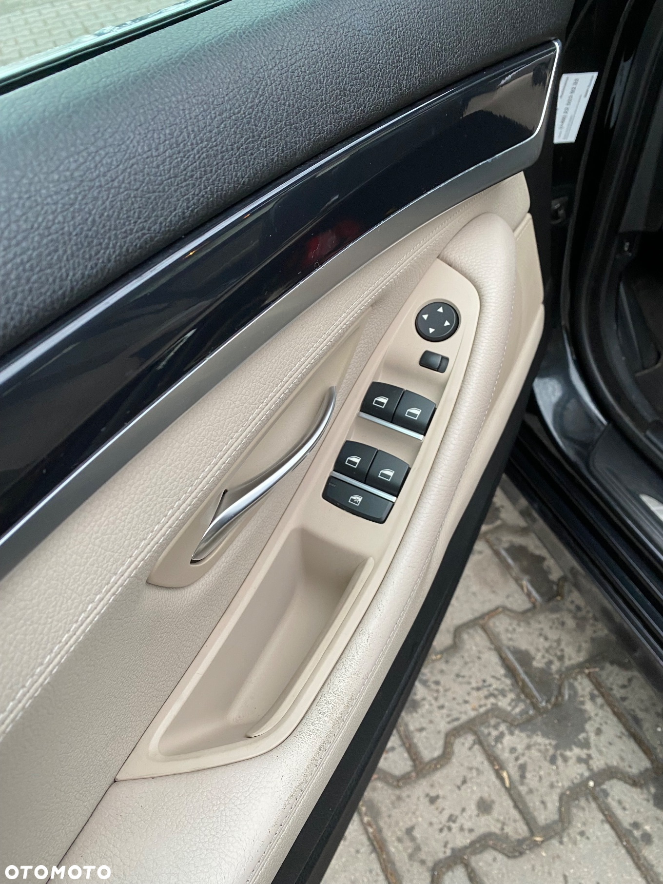 BMW Seria 5 520d - 12