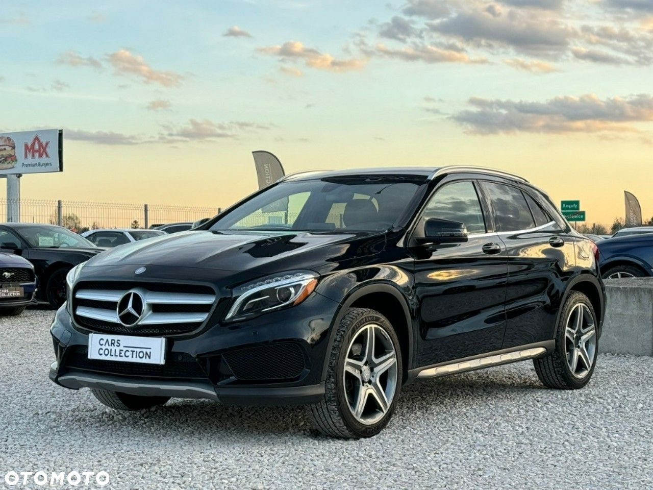 Mercedes-Benz GLA - 9