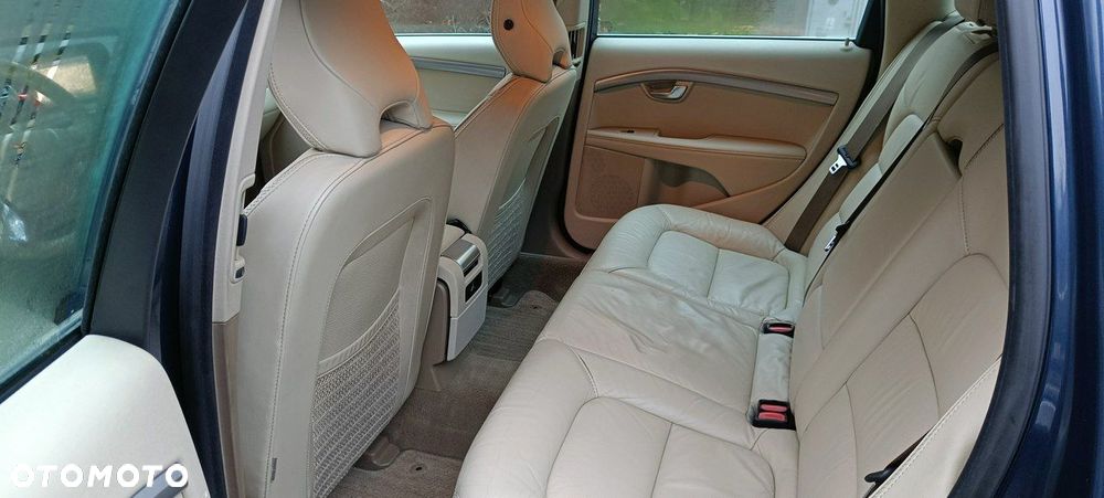 Volvo XC 70 D5 AWD Dynamic Momentum - 14