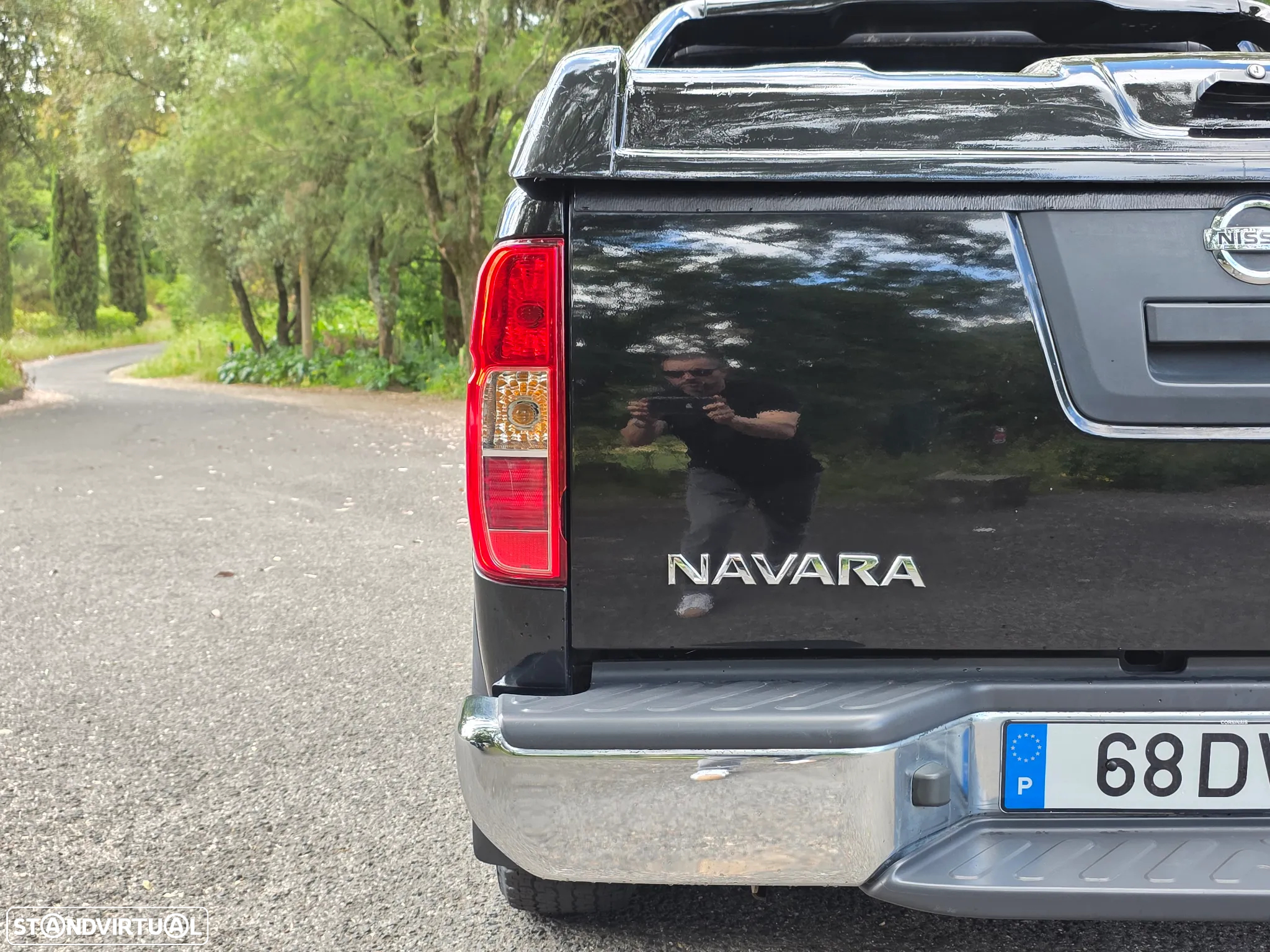 Nissan Navara 2.5 dCi CD LE Premium AT - 15