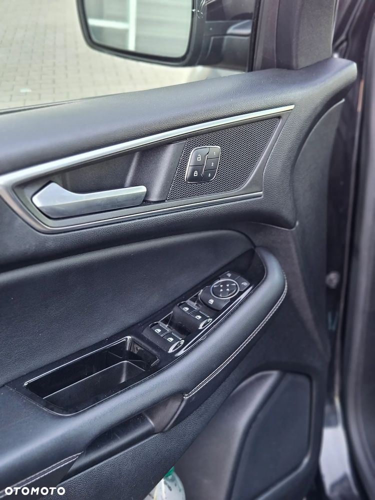 Ford Edge - 6