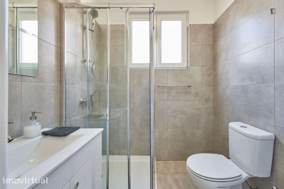 Quarto - localizado em Picoas Lisbon - Grande imagem: 3/23