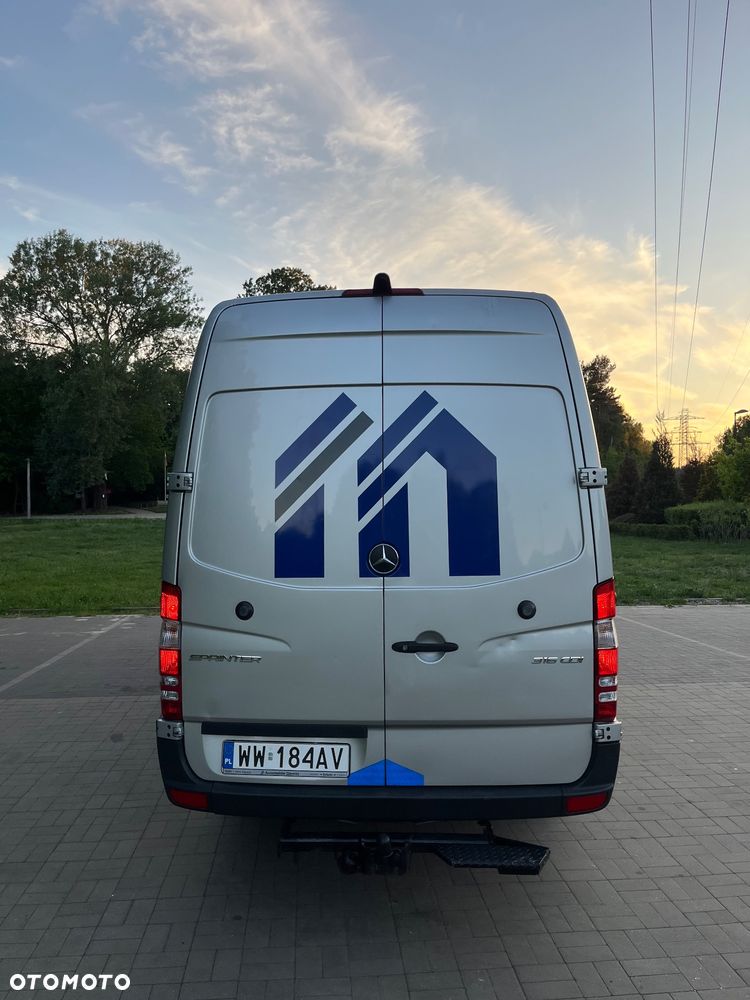 Mercedes-Benz SPRINTER - 6