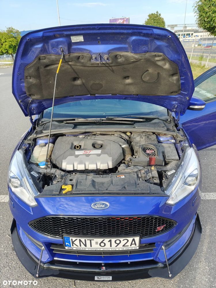 Ford Focus 2.0 EcoBoost ST-2 - 23