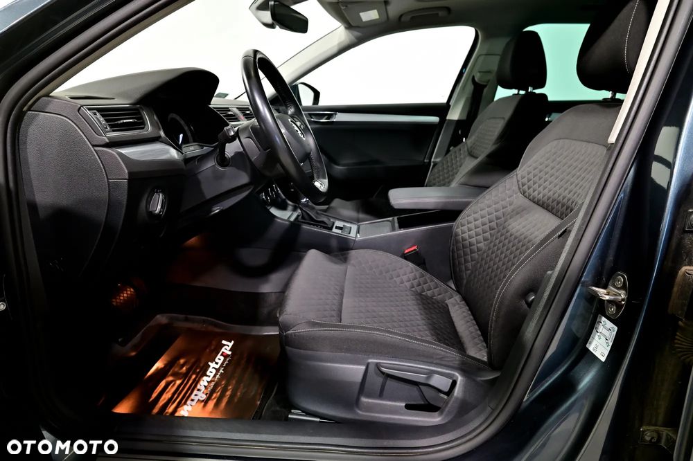 Skoda Superb 2.0 TDI SCR Ambition DSG - 8