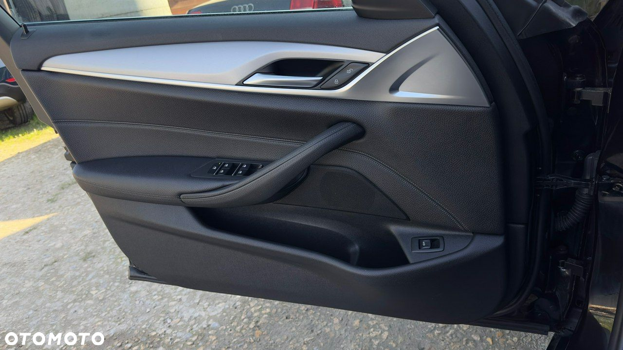 BMW Seria 5 - 29
