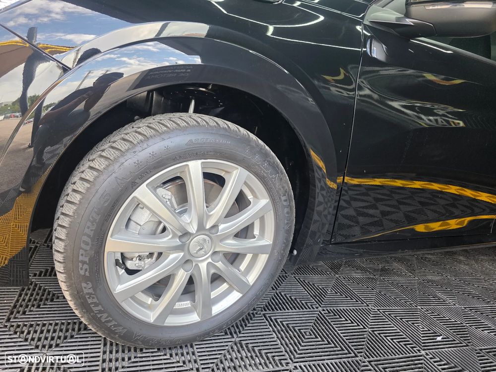Peugeot e-208 50 kWh Allure - 5