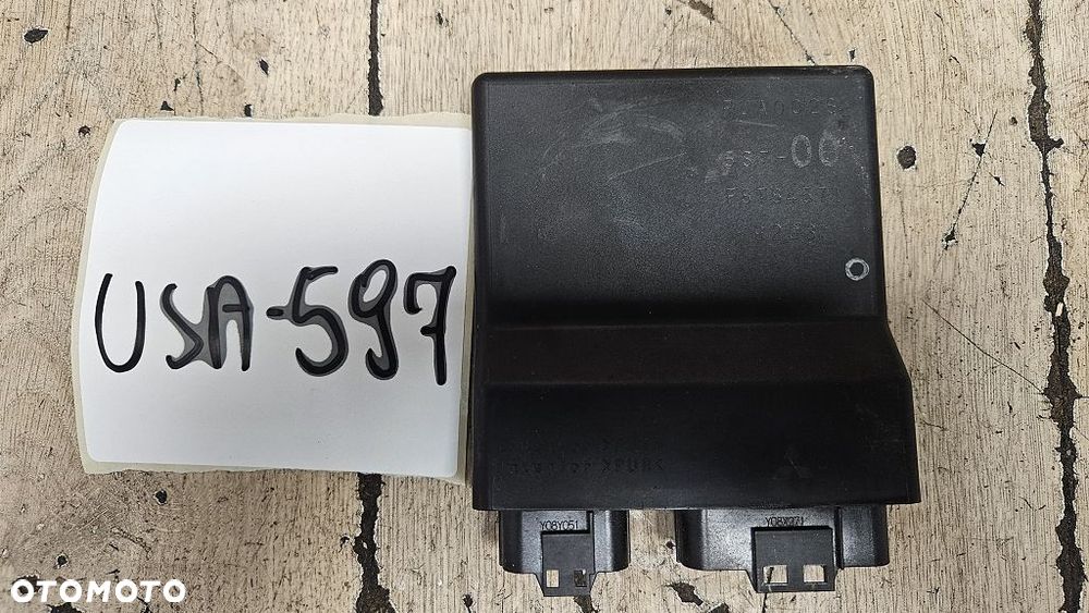 Moduł zapłonowy ECU Yamaha XVS950 Midnight Star F8T84571 - 1