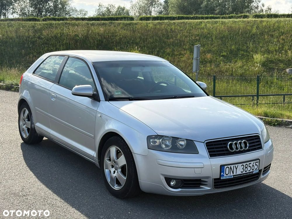 Audi A3 3-drzwiowe 1.6 Ambition - 3