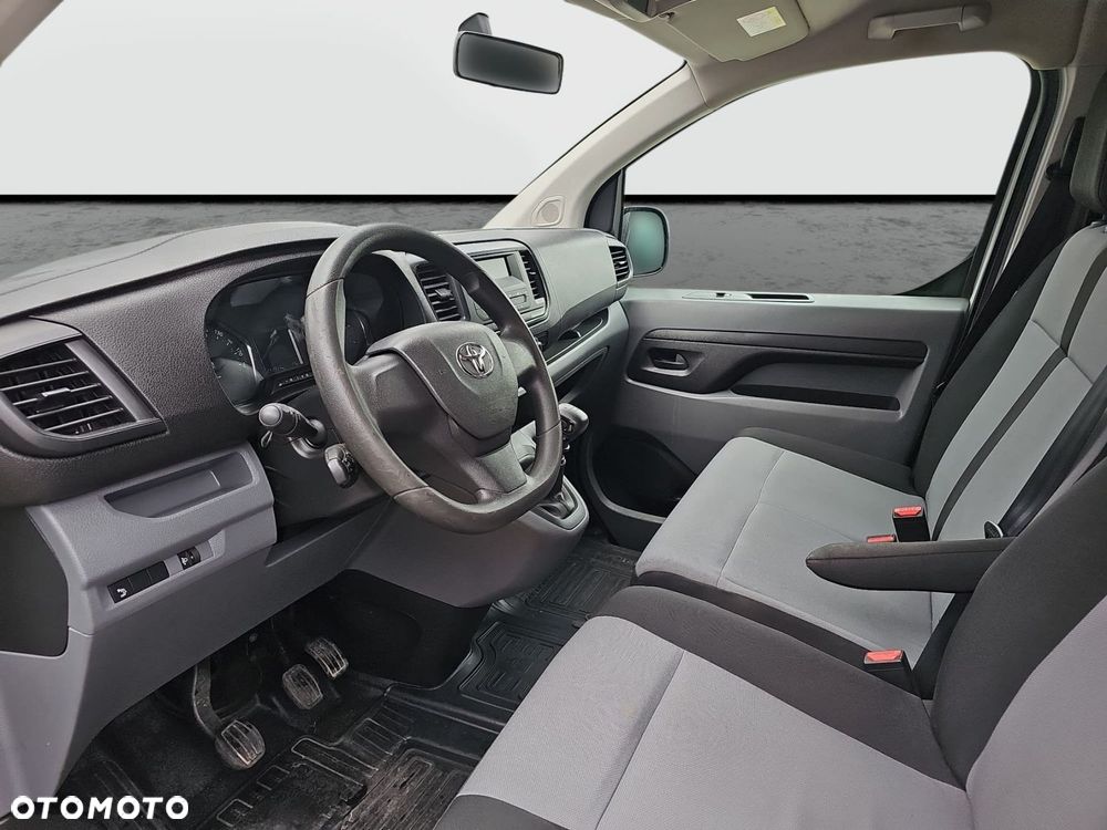 Toyota PROACE - 13