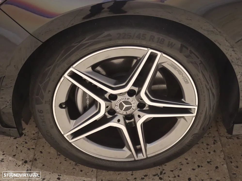 Mercedes-Benz B 200 AMG Line Aut. - 35