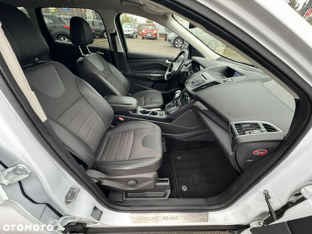 Ford Kuga 2.0 TDCi AWD Titanium - 27