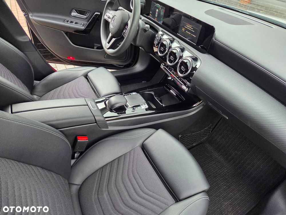 Mercedes-Benz Klasa A 180 d 7G-DCT Style - 16