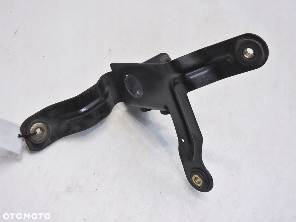 UCHWYT MOCOWANIE POMPY ABS GRAND CHEROKEE II WJ - 6