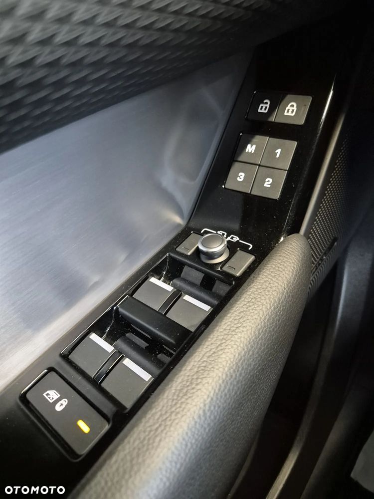 Land Rover Range Rover Velar 2.0 SD4 R-Dynamic S - 11