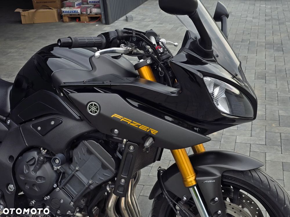 Yamaha FZ8 - 16