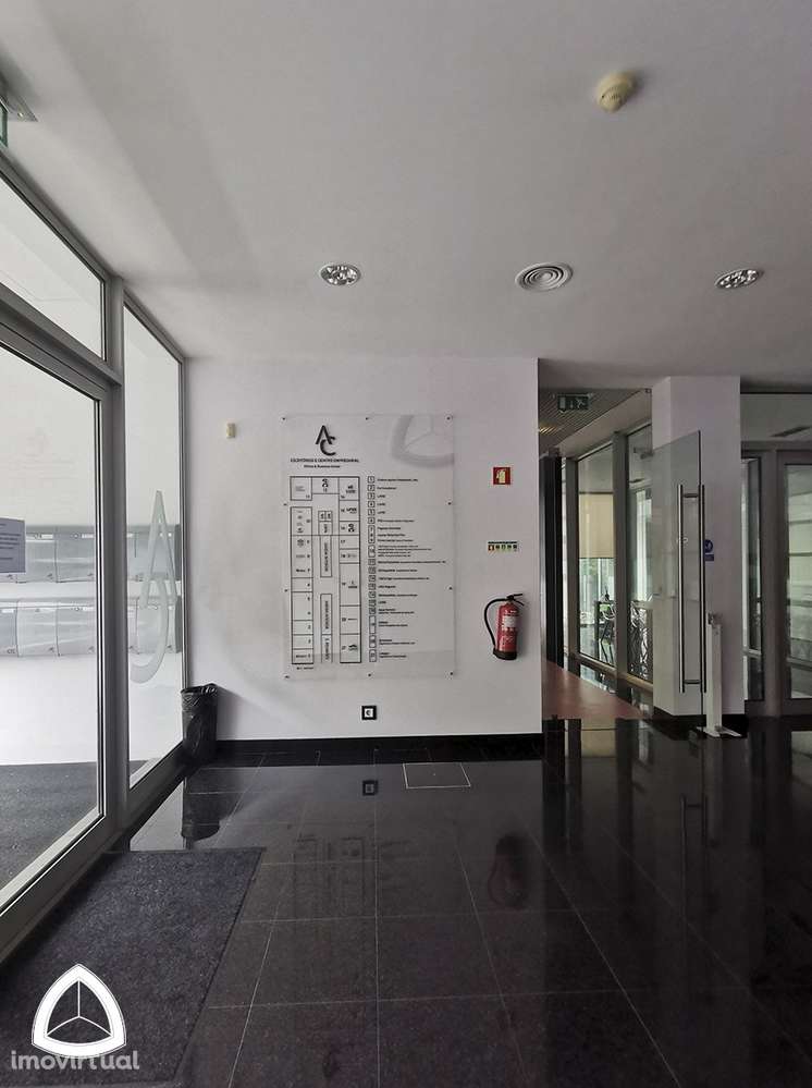 Escritório Lagoa - Grande imagem: 4/14