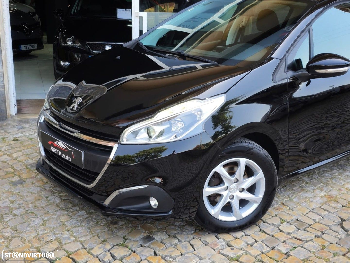 Peugeot 208 1.6 BlueHDi Active - 15