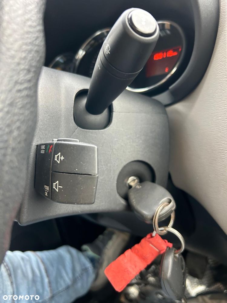 Dacia Lodgy 1.6 Ambiance - 24