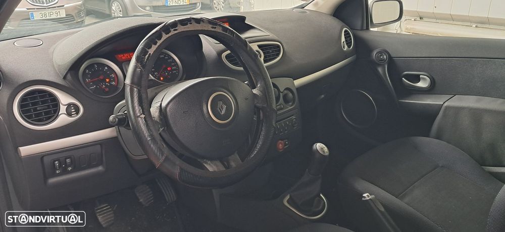 Renault Clio Clio Iii Société 1.5 Dci Dynamique - 5