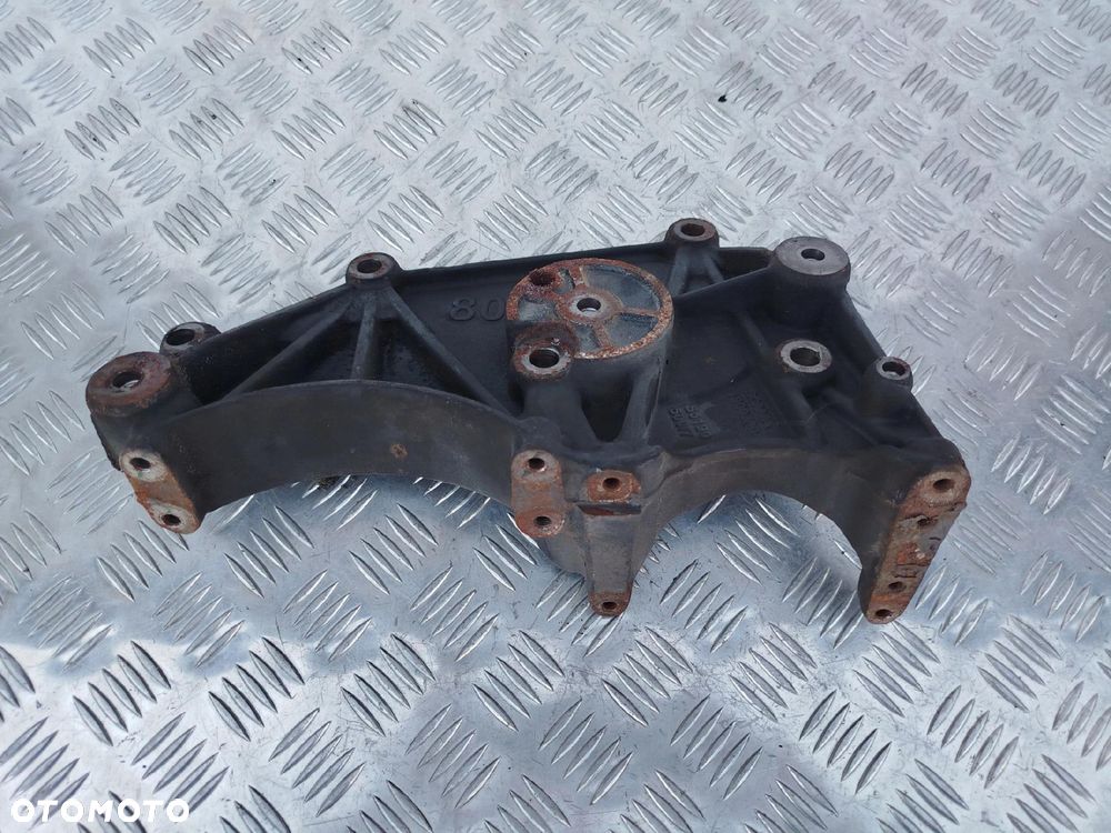 WSPORNIK PODSTAWA ALTERNATORA SCANIA NTG 1900380 - 5