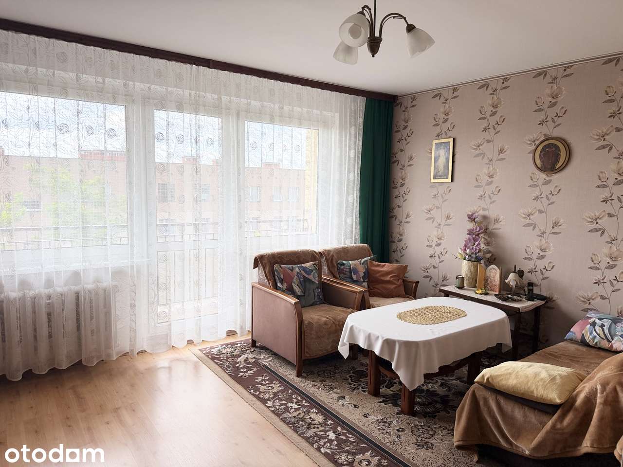 2-pokojowe mieszkanie z balkonem, Zabrze os. Kopernika.