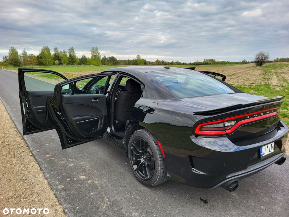 Dodge Charger 3.6 GT - 26