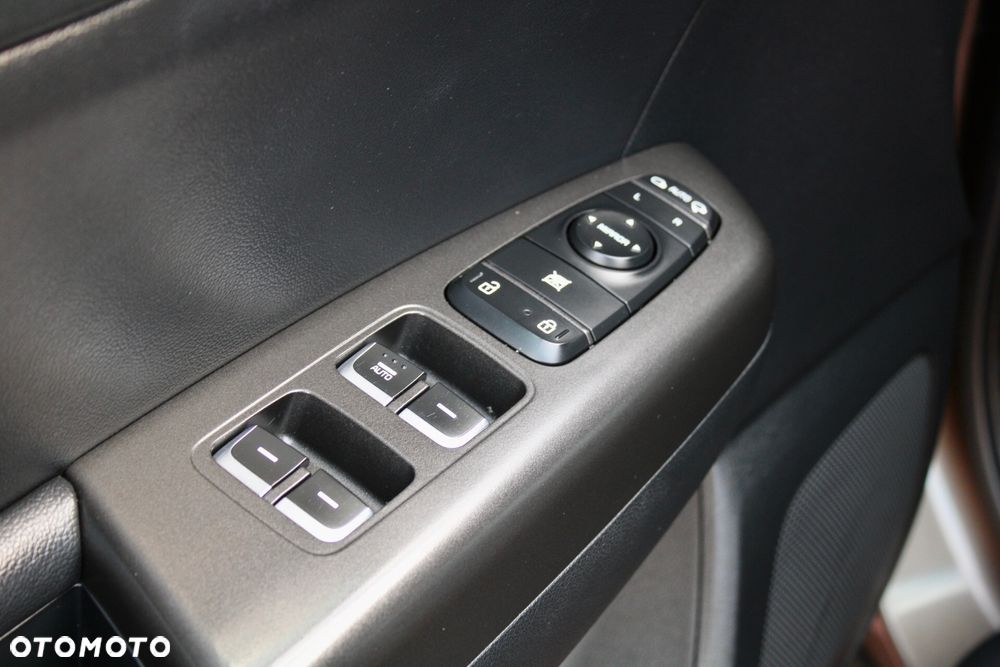 Kia Sportage 2.0 CRDI Business Line 4WD - 12