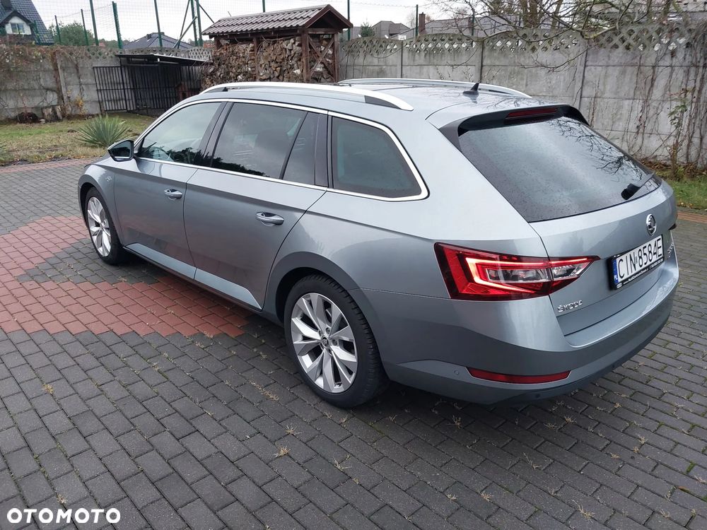 Skoda Superb 2.0 TDI 4x4 L&K DSG - 7
