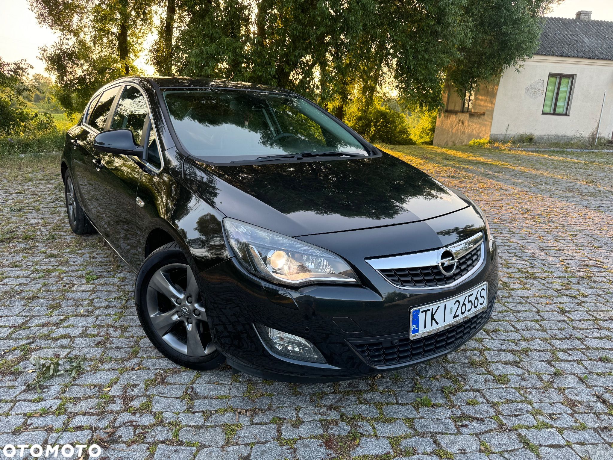 Opel Astra IV 1.7 CDTI Cosmo - 1