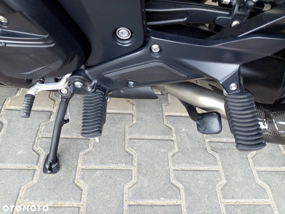 BMW K - 8