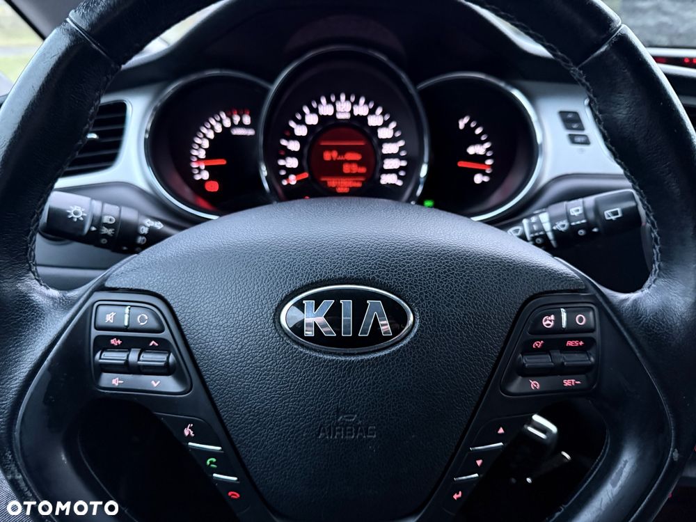Kia Ceed 1.6 GDI Platinum Edition - 28