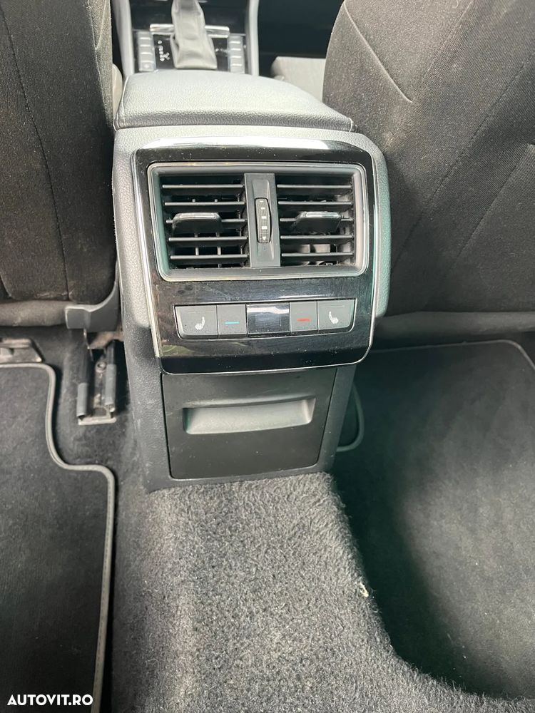 Skoda Superb 1.4 TSI DSG Ambition - 9