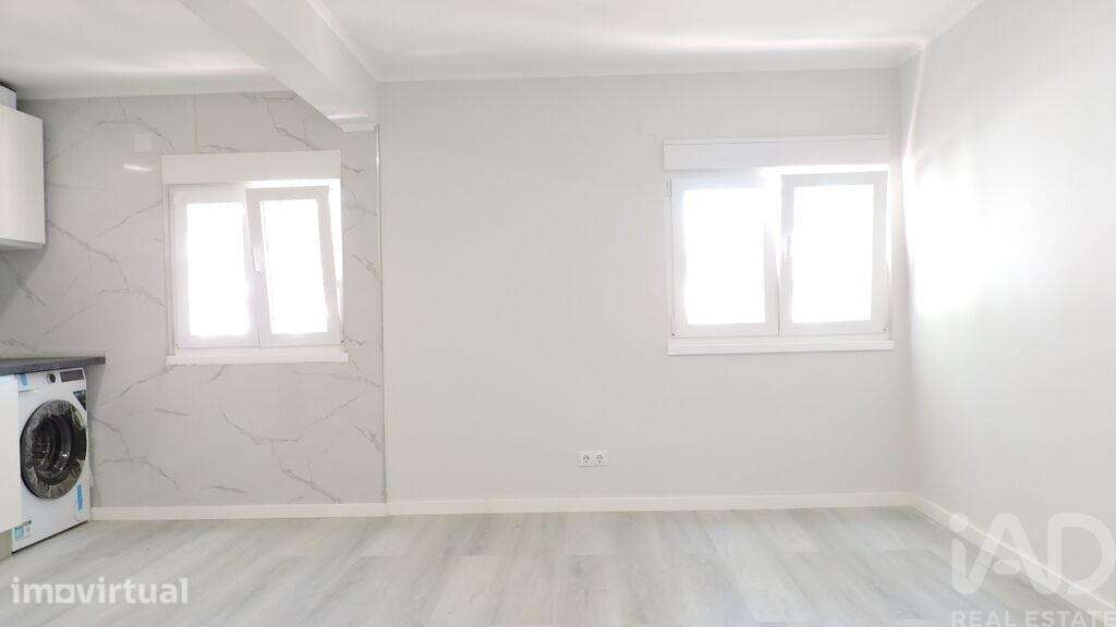 Apartamento T3 em Laranjeiro e Feijó - Grande imagem: 4/24