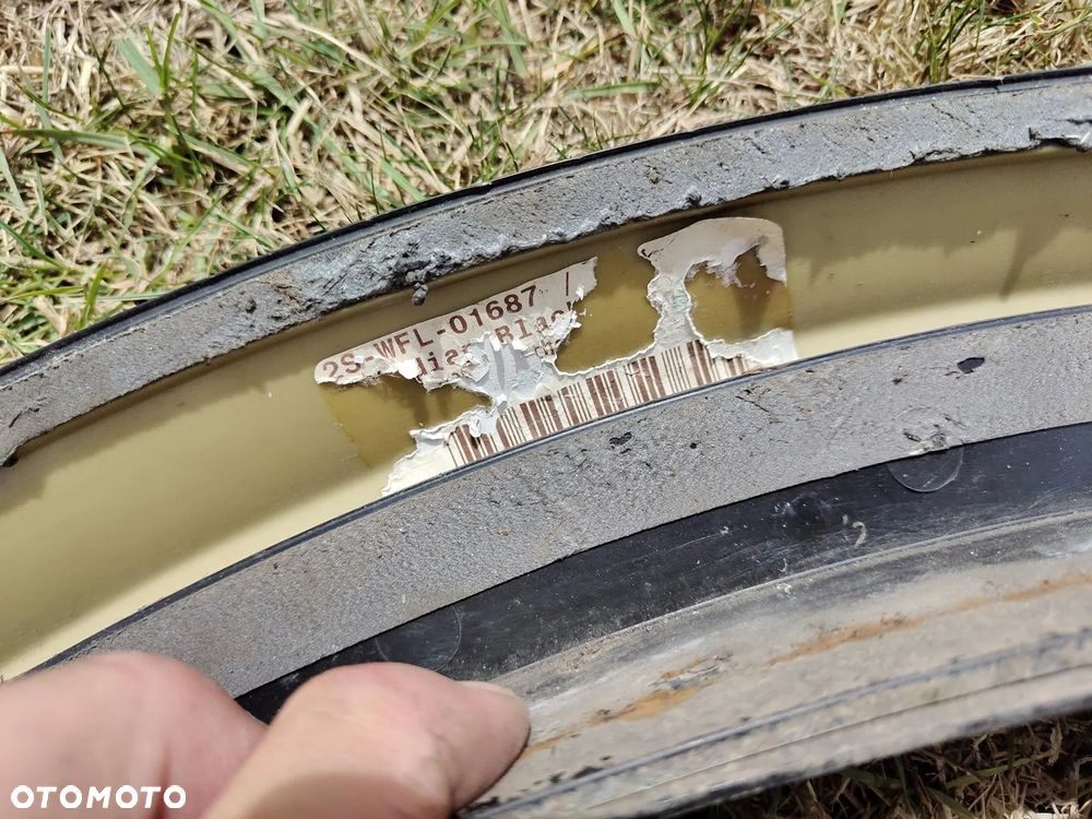 MERCEDES ML W164 AMG LISTWA Błotnika Tylnego Na Tylny Błotnik AMG 197 - 12