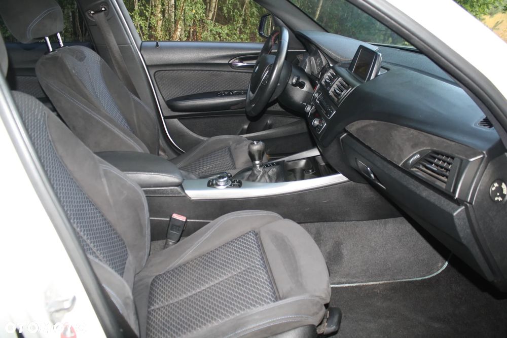 BMW Seria 1 114i Sport Line - 21