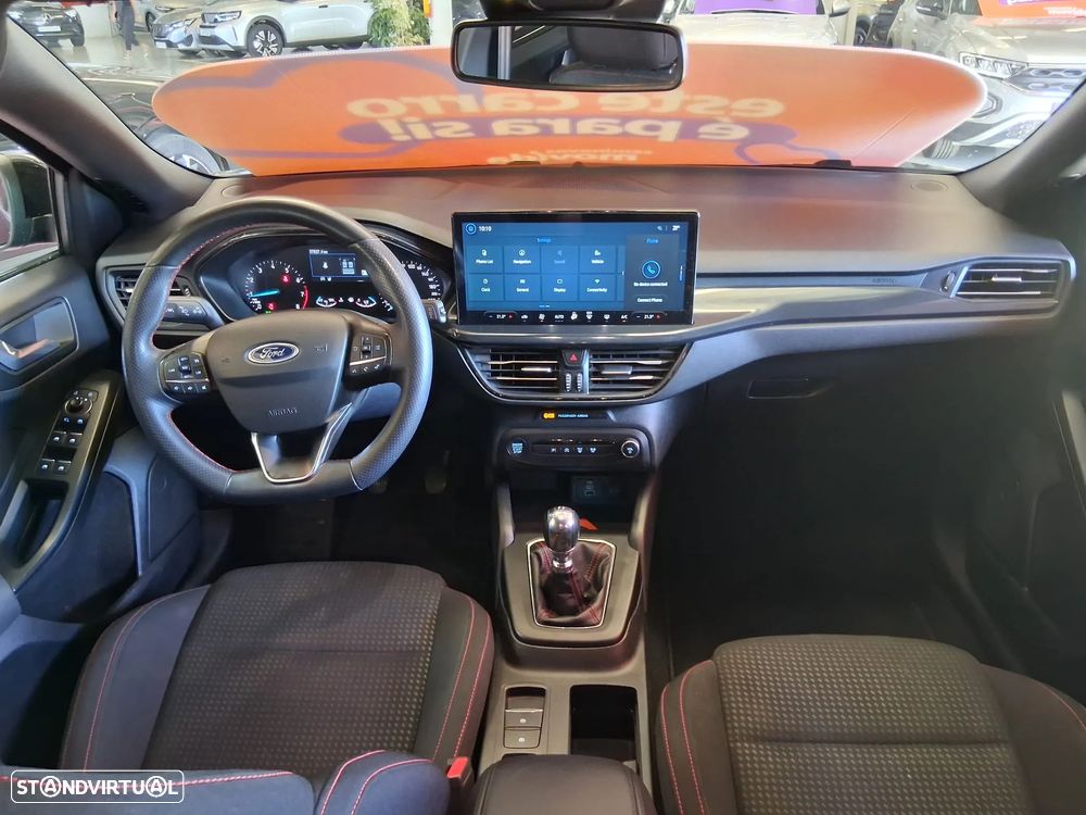 Ford Focus SW 1.0 EcoBoost ST-Line - 4