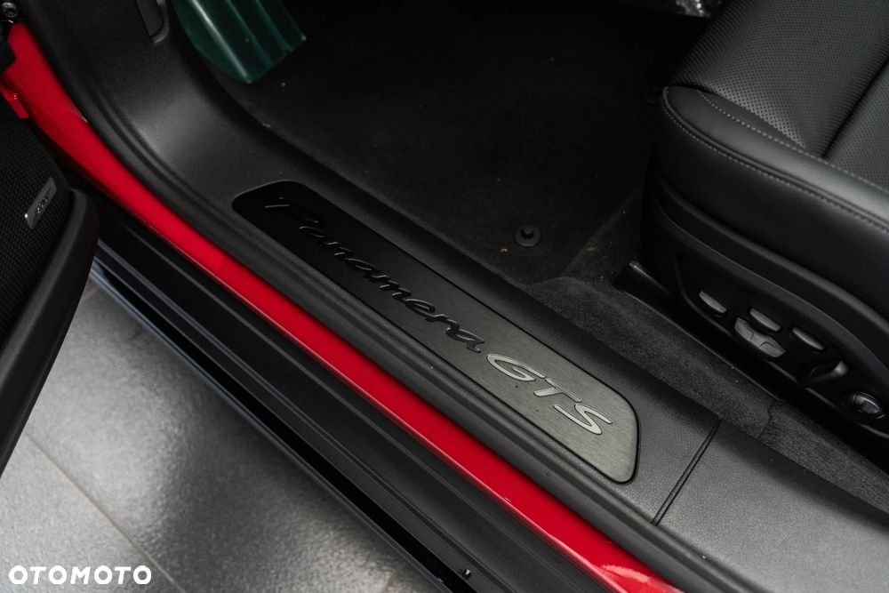 Porsche Panamera GTS - 33