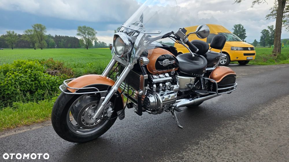 Honda GL - 37
