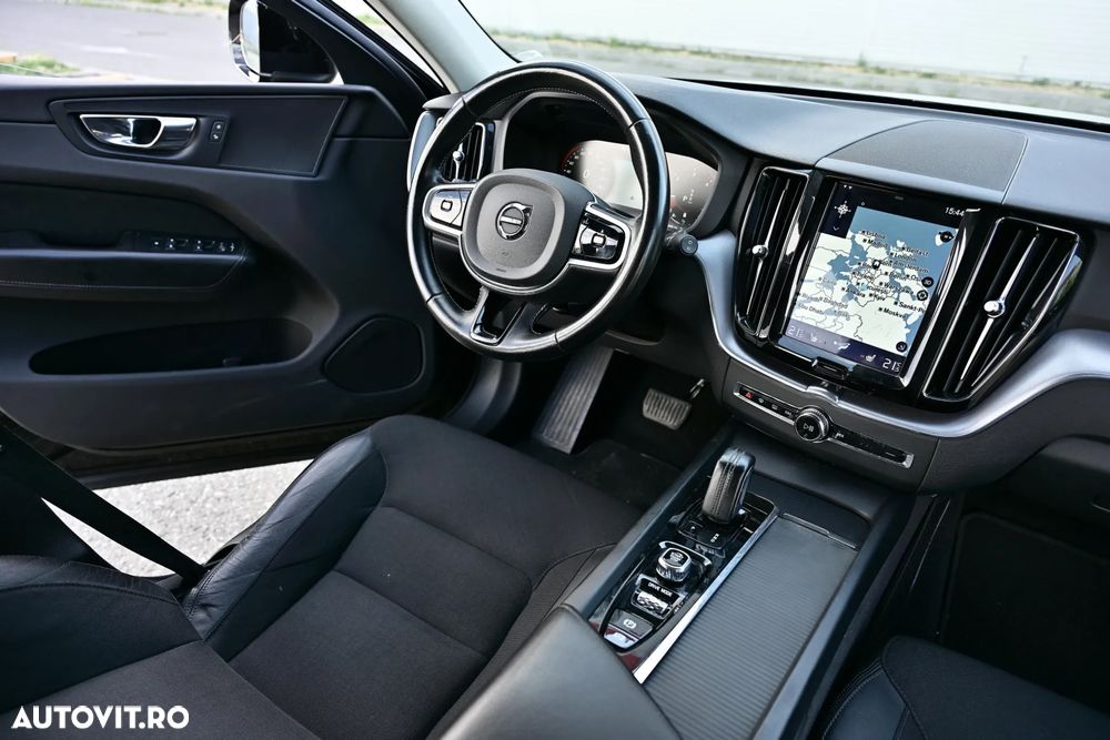 Volvo XC 60 B4 D AWD Geartronic Momentum - 15
