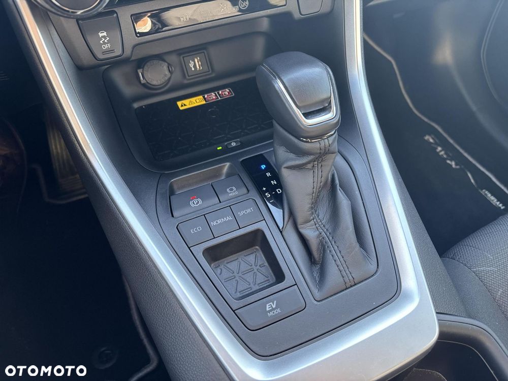 Toyota RAV4 2.5 Hybrid Comfort 4x2 - 28