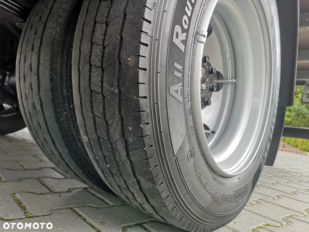 Mitsubishi Fuso Canter 7C18 Kontener + Winda Stan Bardzo Dobry - 21