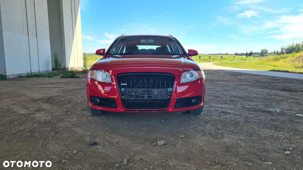 Audi A4 Avant 2.0 TDI DPF quattro - 1