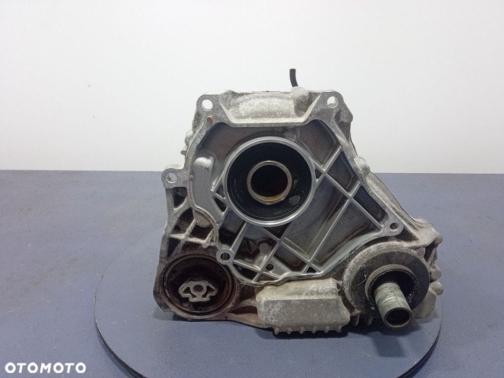 BMW 7 G11 G12 REDUKTOR ROZDZIELACZA NAPĘDU 8673712 - 3