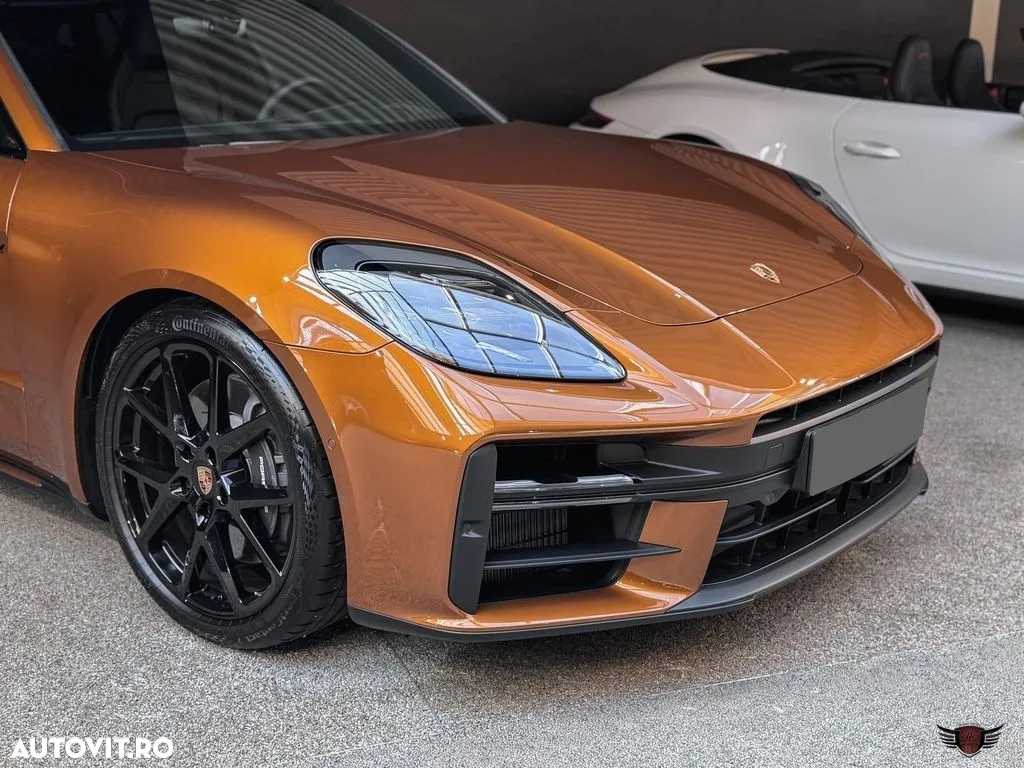 Porsche Panamera 4 E-Hybrid - 6