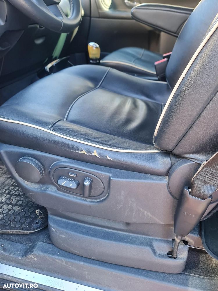 Renault Espace 2.0 dCi Privilege - 9